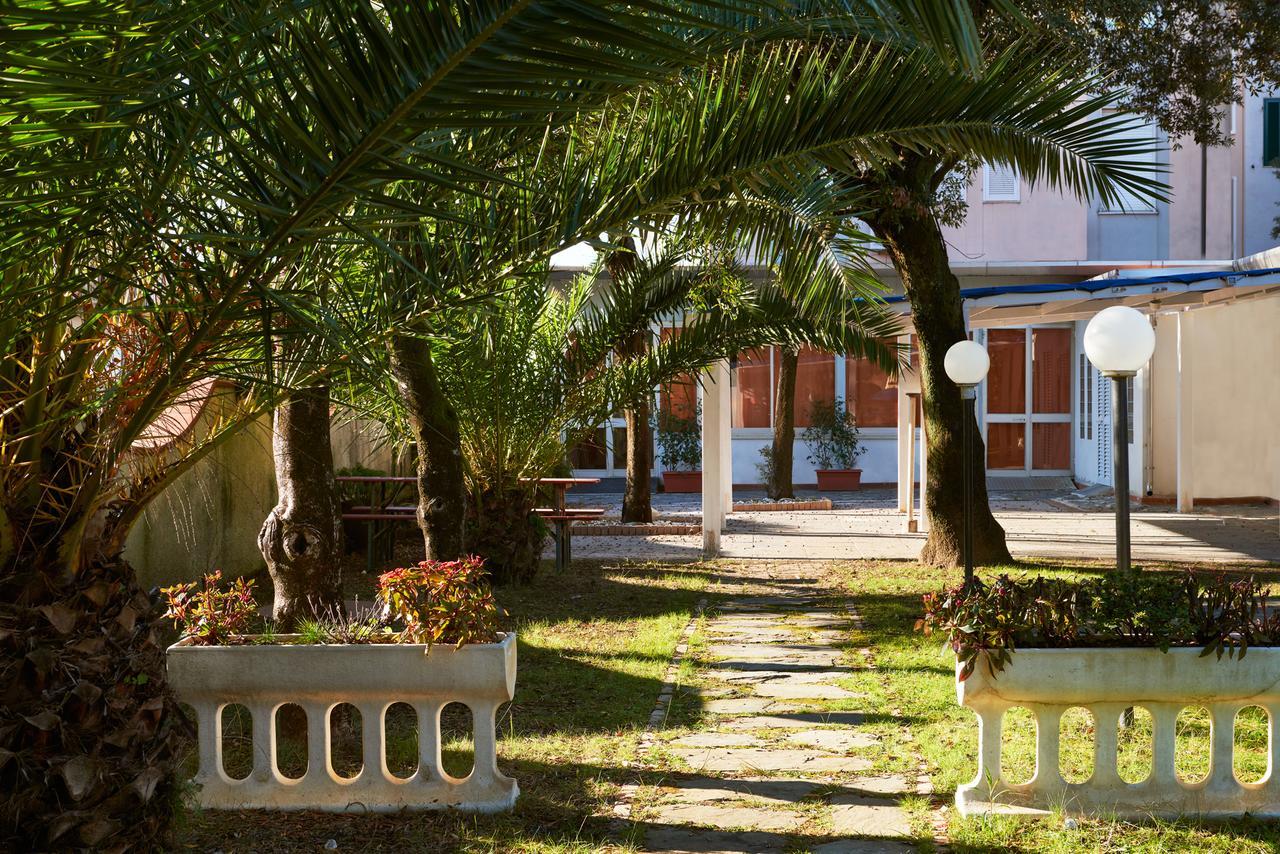 Hotel Mirage Marina di Pietrasanta Exterior foto