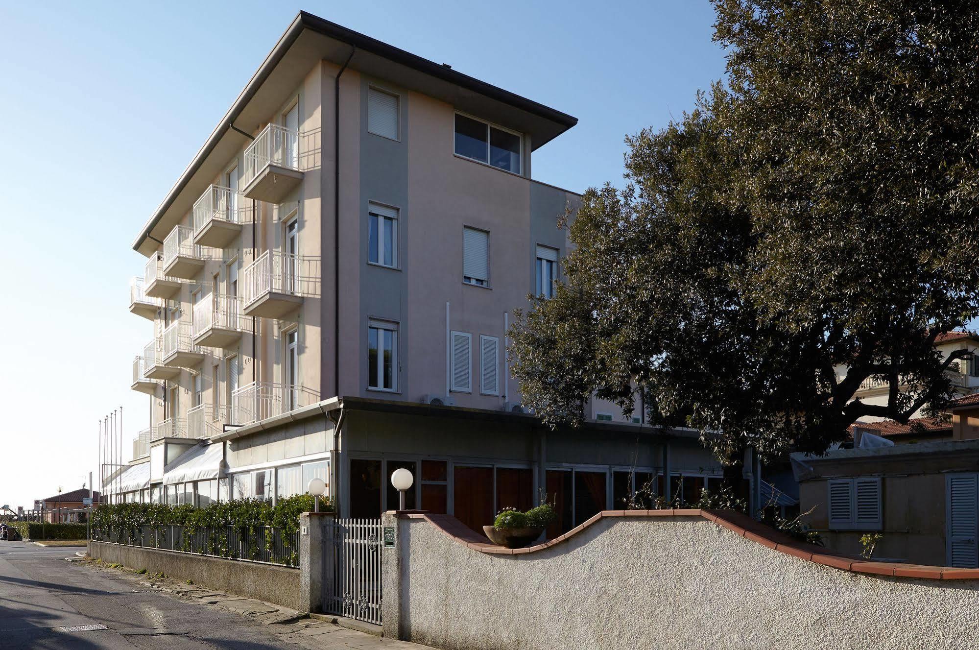 Hotel Mirage Marina di Pietrasanta Exterior foto